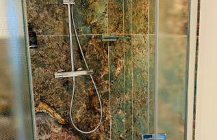 BESOTEL Mettmann- 20 Wohnungen 2 Standorte 35 Schlafzimmer 29 Badezimmer 52 Betten für 73 Gäste - Foto 39