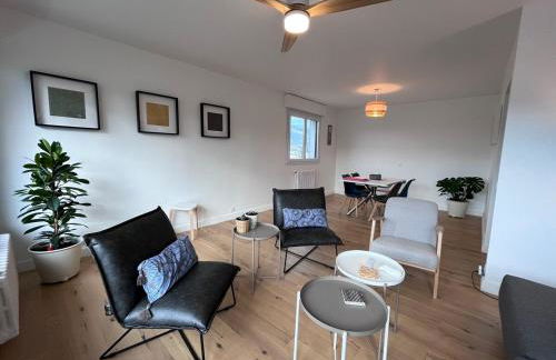 Newly renovated 12th floor central apartment 82m2 - Foto 8