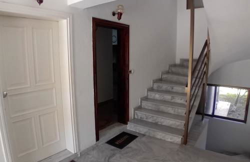 Dioni of Rhodes - Foto 4