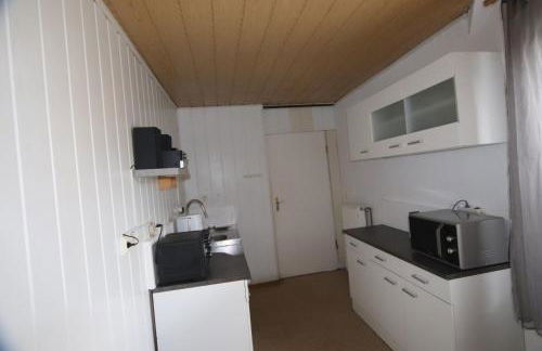 SEA YOU- Ruhige Wohnung mit Terrasse nur 5 Minuten zur Müritz - Foto 2