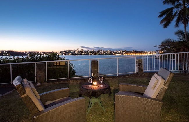 Waterfront on Manly Harbour - Photo 9