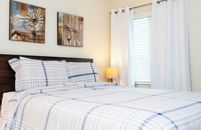 Magnificent 5Bd w/ Pool Close to Disney @Storey Lake 4800 - Foto 67