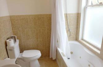 Above Maxwell Wine Bar - Super Central 2Bed 2Bath - Foto 5