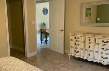 Tranquil Waterfront 2bd1ba Apt in North Palm Beach - Foto 6