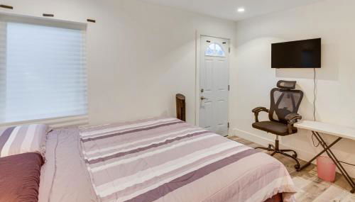 Work and Play! North Hills Studio 15 Mi to Hollywood - Foto 3