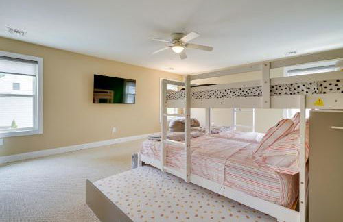 Gorgeous Keansburg Home with Pool Walk to Beach! - Foto 19