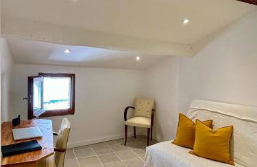 Renovated village house in peaceful town near Med - Air conditioning, balcony - Foto 22