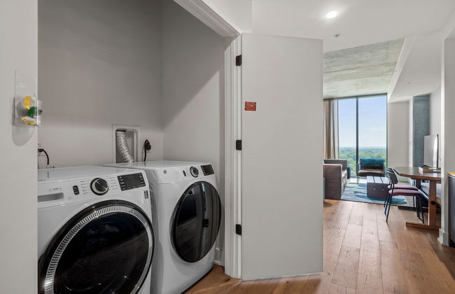 Modern Rainey St Oasis with Pool & Views - Foto 17