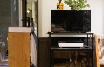 Modern Mirror Home w/ Hot-tub | “Glass House” #2 - Foto 19