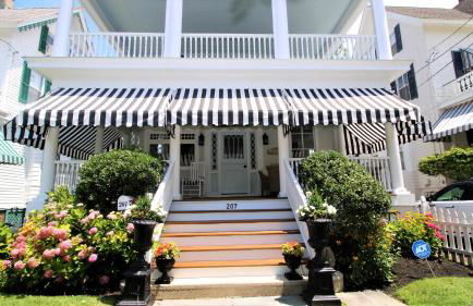 207 Howard Street - The "Schapteau" - Foto 3