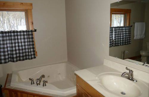 Mountain Maryland! Bear in the Woods - Foto 6