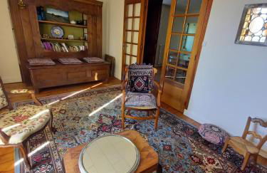 Belle maison ancienne bien équipée avec vue - Photo 4