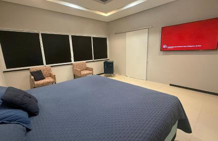 Espaçosa casa com Piscina para até 15 hóspedes - Foto 14