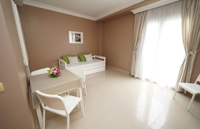 RF Astoria - Only Adults - Foto 17