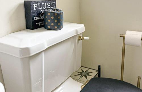 PRIMROSE COTTAGE, Sleeps 5, Stylish Cottage, Central, Close to Beach, shops and restaurants - Foto 60