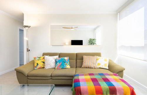 Home2Book Bright Apt & Communal Pool Santa Cruz - Photo 8