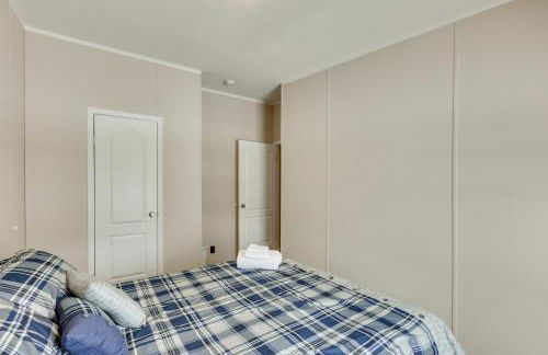 Spacious Tierra Amarilla Ranch House with Deck! - Foto 22