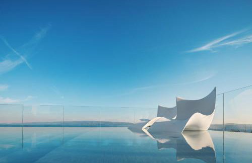 Posh Residence Luxury Suites - Photo 20