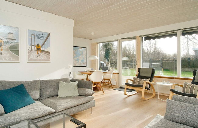 4 Person Holiday Home in Holbaek - Photo 5