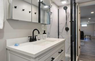 Newly Renovated 5BR 2 Living Rooms Sleeps 10 - Foto 27