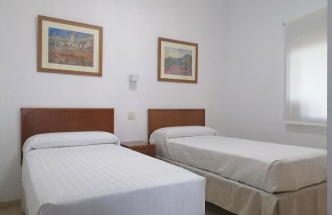 CN-340 Suites - Photo 11