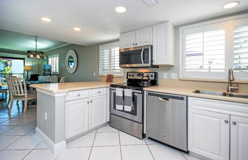 Tranquil 2nd floor beachfront condo on Sanibel Island 2A2 - Foto 38
