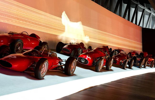 Musée national de l'automobile et Turin Hop On Hop Off - Photo 2