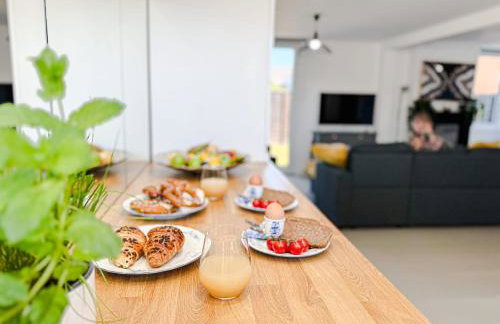 Luxury Nest 10 Guests Free Parking Middlesbrough - Photo 15