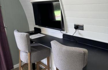 Rowan Hobbit Pod at Cowbridge Cabins - Foto 9