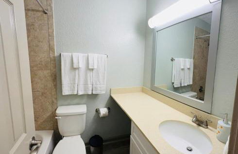 Townhome 4 min to Braves - Foto 11