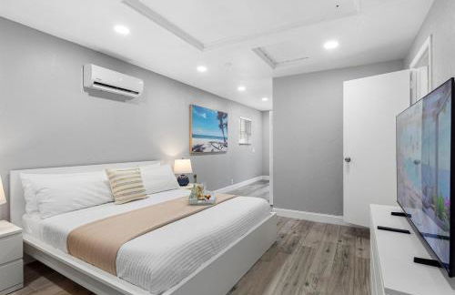 Pool Hot Tub Massage Chair Free EV Charger 5 Mins to Beaches! - Foto 33