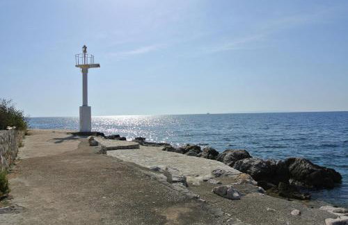 Cecilia Apartments - Photo 12