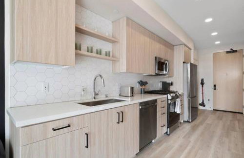 Modern 1BR near Irvine, 30 Day Stay - Photo 9