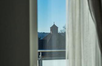 Boardinghouse City Home - Living - Photo 98