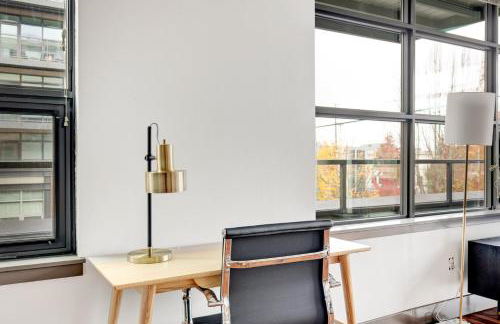 S Lake Union 2BR w Gym WD nr Space Needle SEA-182 - Foto 4