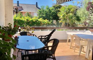 CasaMar Chalet al lado de la playa con piscina privada, jardín y barbacoa, frontón, 6 HABITACIONES - Foto 10