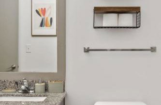 Stylish Modern Queen Suite Parking Pet Friendly - Foto 22