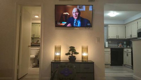 Cozy Comfy and Peaceful Oasis Getaway with Porch - Foto 3