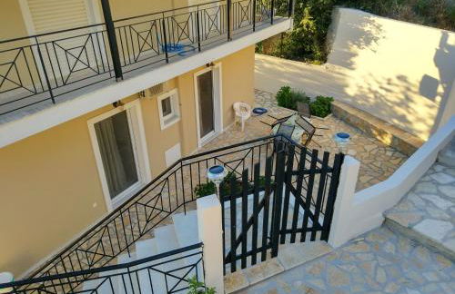 Plagia's Sunset Apartments - Photo 65