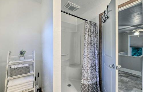 The Shady Cottage Millersburg Getaway with Deck - Foto 21