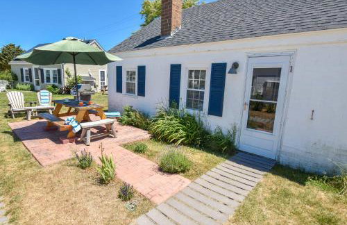 Across from Mayo Beach walk to downtown - Foto 9