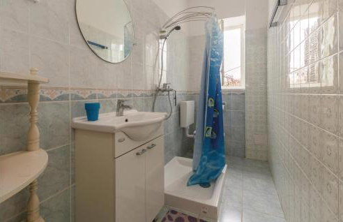 Nice Apartment In Lovrecica With Wifi - Foto 21