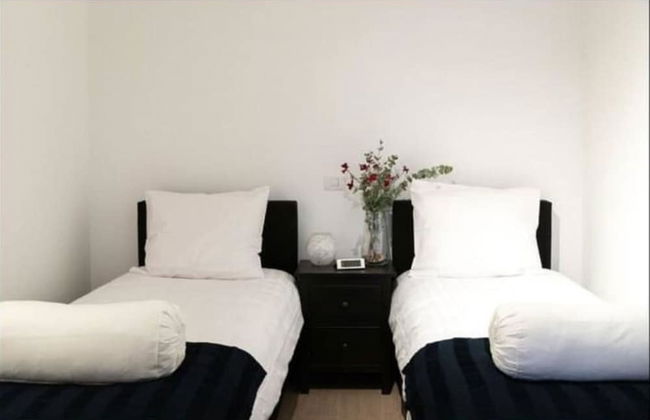 Spacious 3BR 2/5 BA Near Diamond District by Oneluxstay - Foto 13