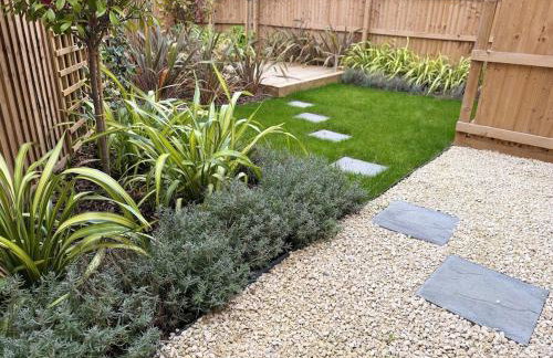 Stylish 3 bed house in Bedford perfect for Contractors and families - Foto 2