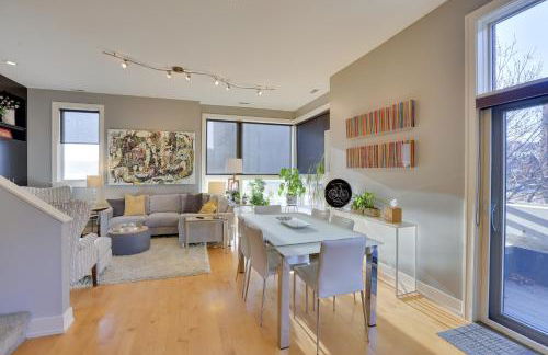 Downtown Condo with Rooftop Patio and City Views! - Foto 9