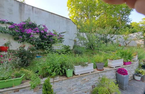 Toki Eder chez Marisol, piscine chauffée, décoration soignée et océan à 15 minutes entre Bayonne et Hossegor - Foto 20