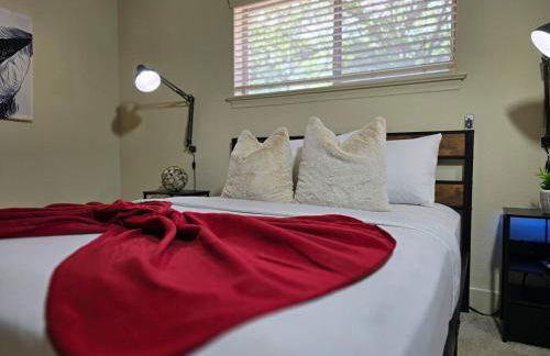 Stylish Galleria Condo 2BR 2BA Saltwater Pool Marquee Uptown - Foto 15