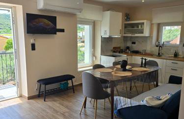 Olive Tree's House - Photo 17