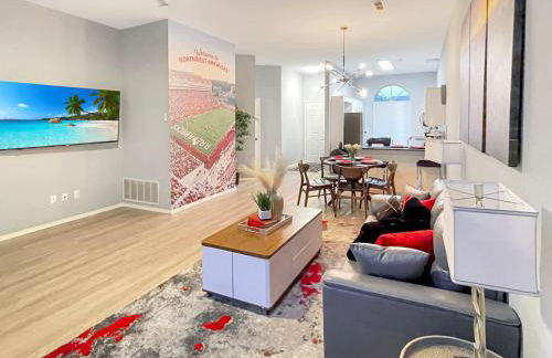 The Stay at Steuben Hot Tub 2 houses 6 BR - Photo 10