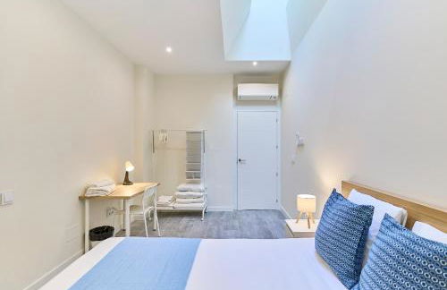 Apartamentos Catedral Palace by gaiarooms - Photo 54